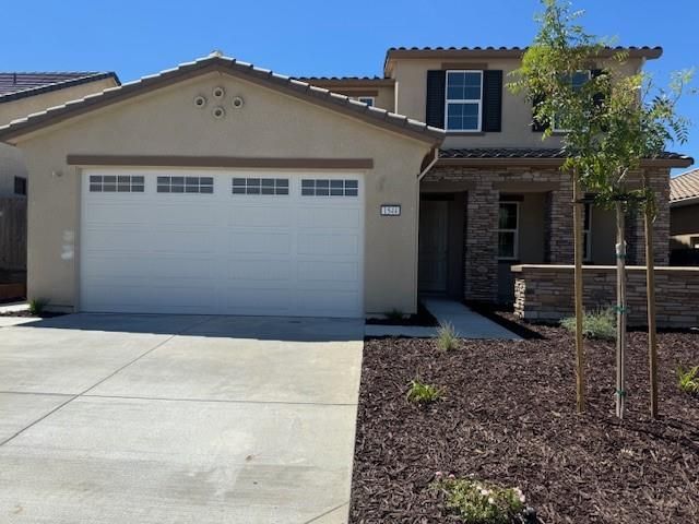 $899,990 | 1544 Santana Ranch Drive