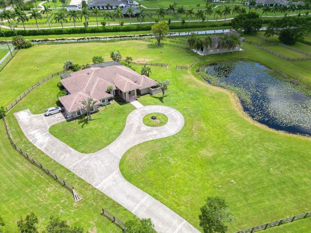 $3,950,000 | 15360 Estancia Lane | Wellington