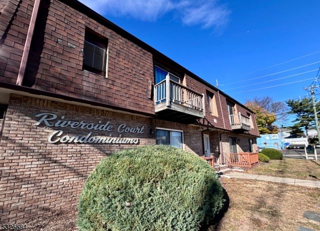 $320,000 | 2 Montgomery Street, Unit 8A | Bloomfield