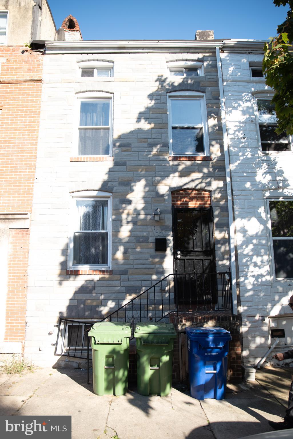 a view of a building with a outdoor space