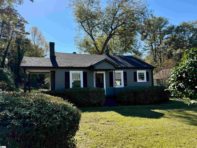 $230,000 | 105 Augusta Street | Easley