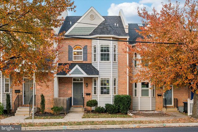 $649,900 | 405 West Elm Street | Conshohocken