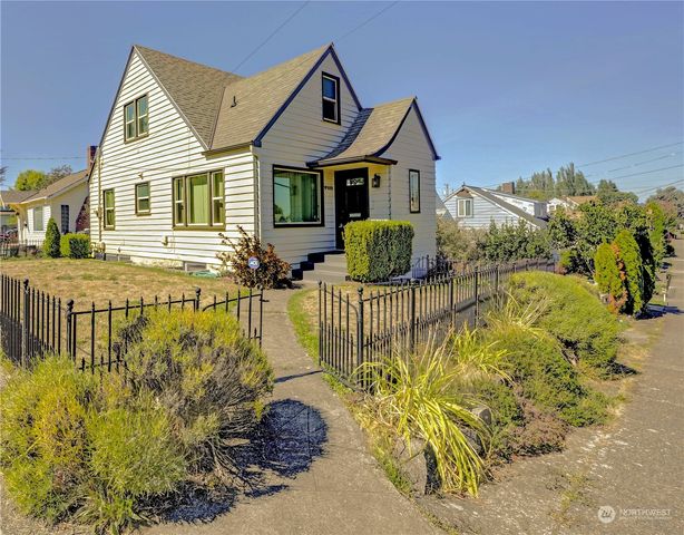 $409,950 | 703 High Avenue | West Bremerton