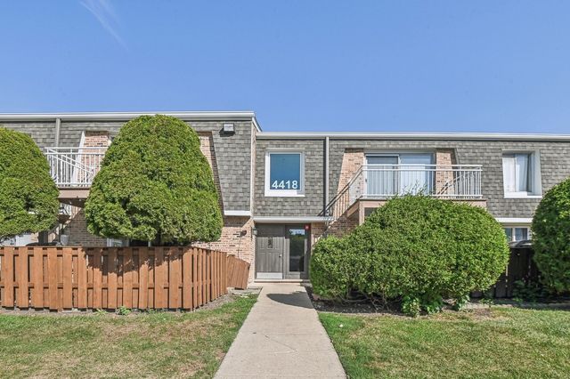 $219,900 | 4418 Euclid Avenue, Unit 2B | Rolling Meadows