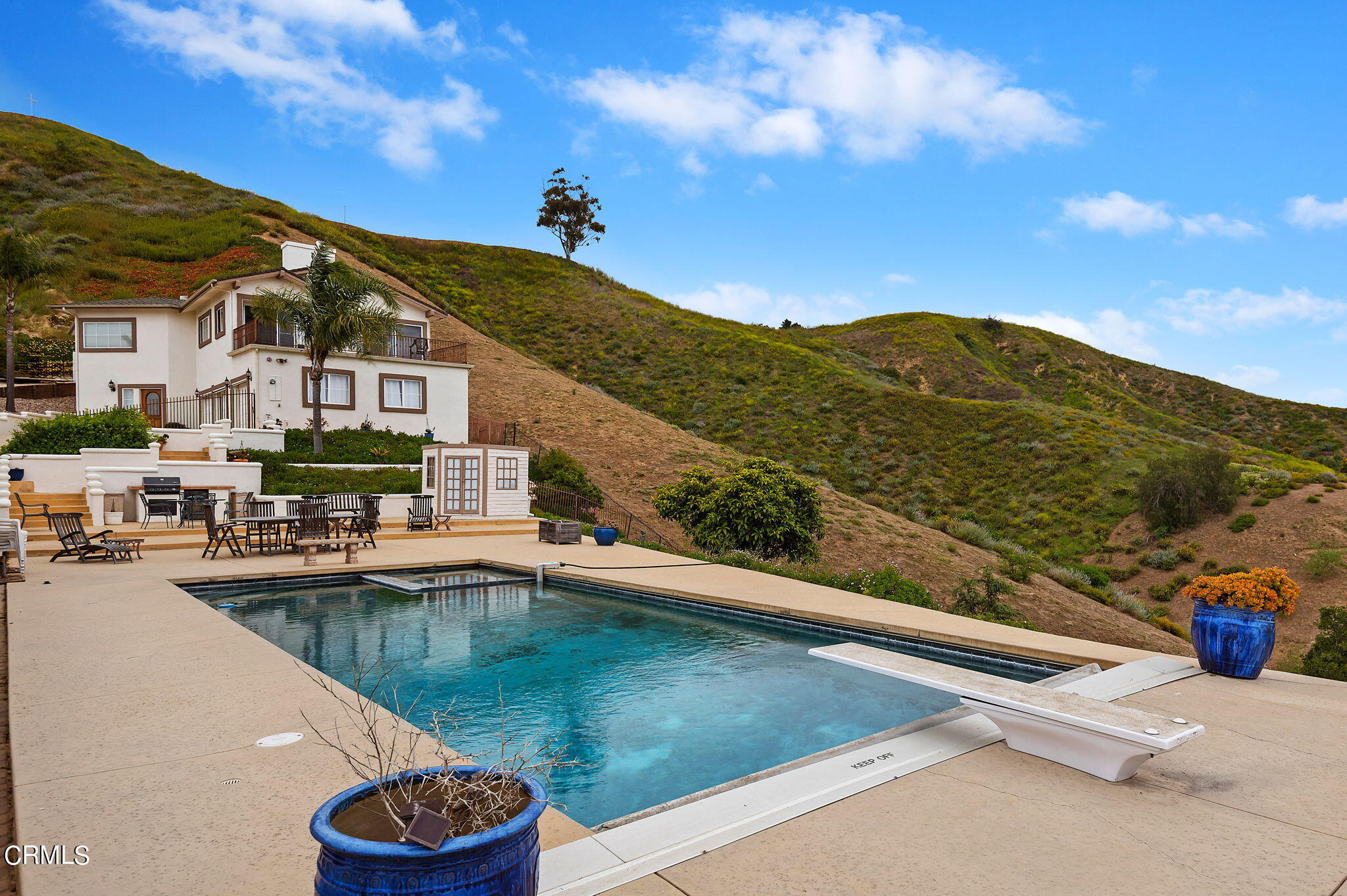 1-web-or-mls-01 - Swimming Pool View