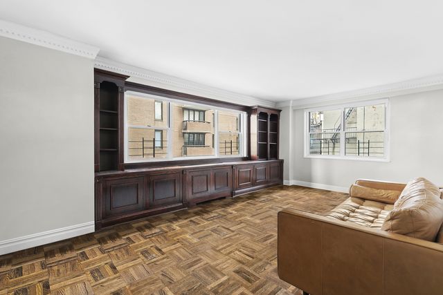 $799,000 | 165 East 32nd Street, Unit 6H | Kips Bay