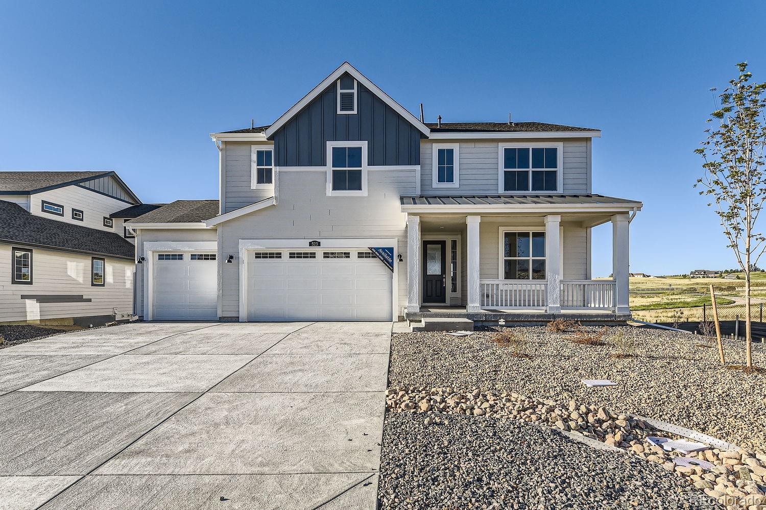 a house view with a outdoor space