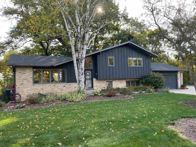 $490,000 | 4918 Feenstra Road | Medina