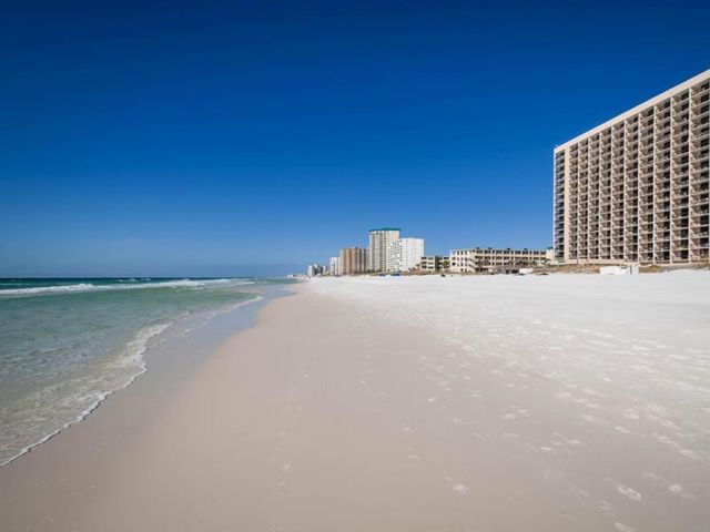 $415,000 | 1040 E Highway, Unit 208 | Dunes of Destin