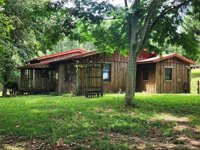 $925,000 | 16519 Brown Road | Cass Township - Texas County