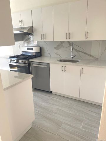 $3,200 | 84-09 60th Road | Maspeth