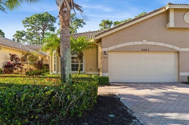 $425,000 | 7327 Sea Pines Court | The Reserve