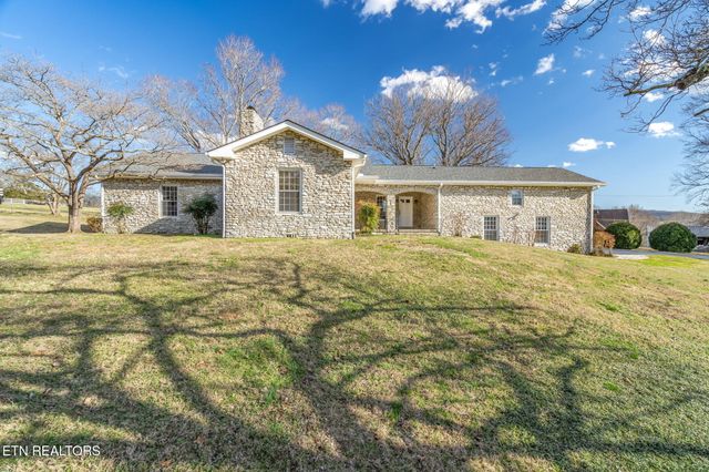 351 Country Club Road | La Follette