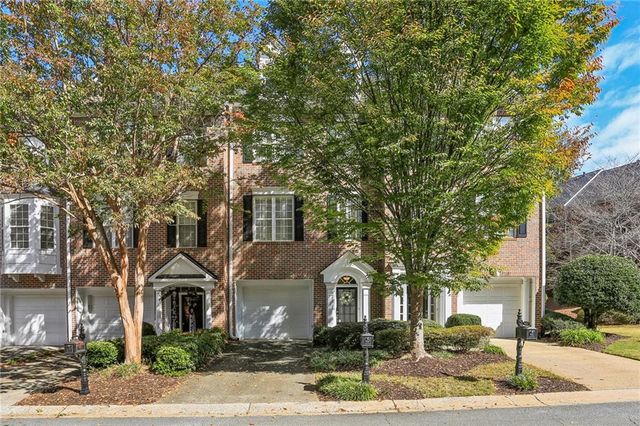 $449,900 | 2004 Waters Edge Trail | Heritage at Roswell