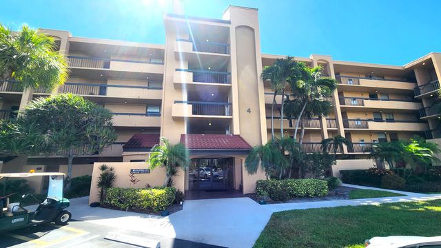 $2,600 | 2255 Lindell Boulevard, Unit 4405 | Lavers Delray Racquet Club