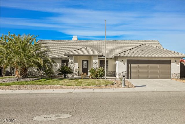 $399,900 | 1960 South Vineyard Drive East | Pahrump