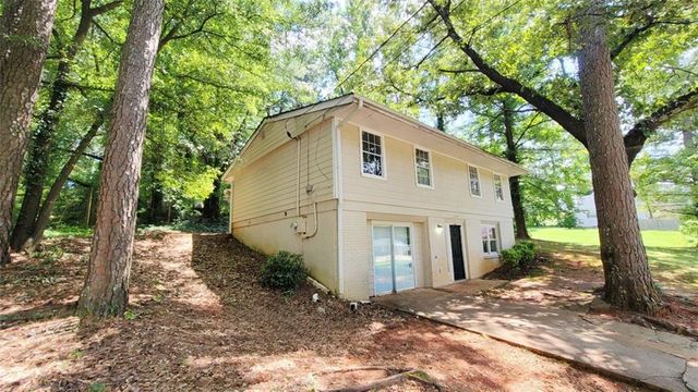 $179,900 | 2457 Shiloh Drive | Battle Forest