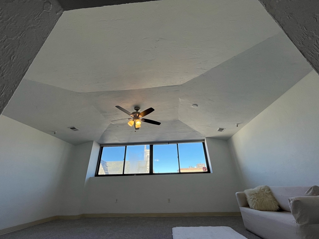 a view of a livingroom with window