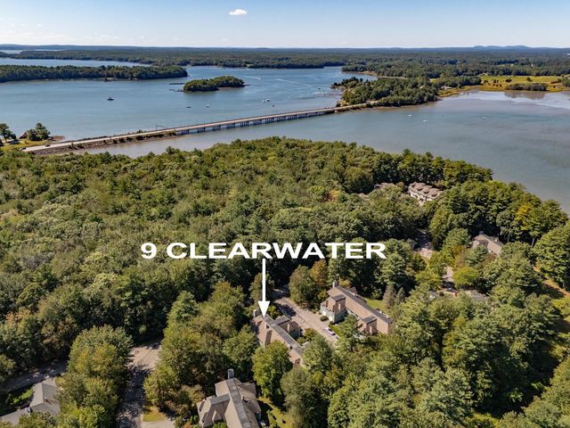 $639,000 | 9 Clearwater Drive | Dover Point