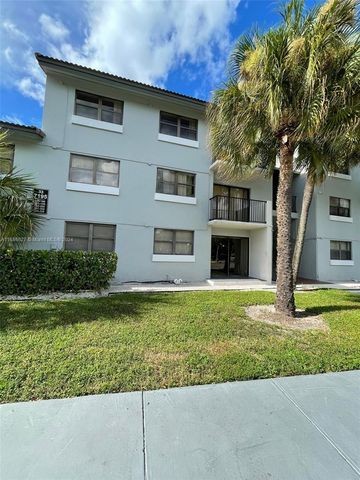 $2,000 | 7195 Northwest 179th Street, Unit 209 | Country Club of Miami