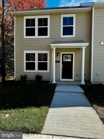 $2,100 | 611 Widgeon Way | Cambridge