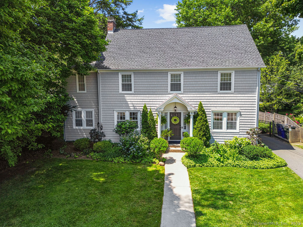 a view of a house with garden