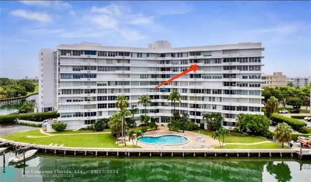 $722,000 | 9101 East Bay Harbor Drive, Unit 902 | Bay Harbor Islands