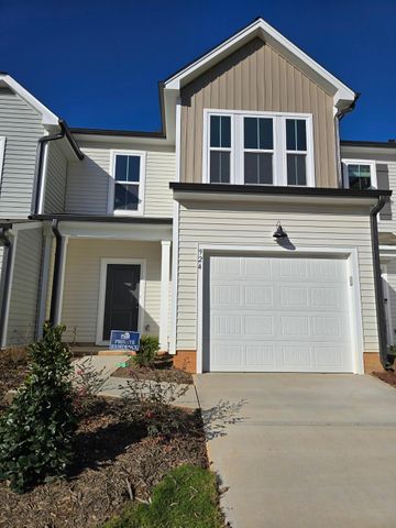 $1,895 | 924 Lampton Court | Morehead Township - Guilford County