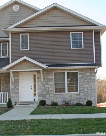 $1,700 | 2282 South Samuel Lane | Bloomington