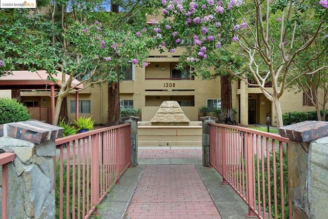 $548,000 | 1308 Walden Road, Unit 32 | Contra Costa Centre