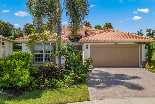 $695,000 | 2443 Butterfly Palm Drive | Saturnia Lakes