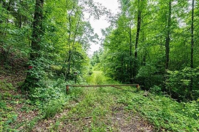 $4,954,690 | 0 92 County Road