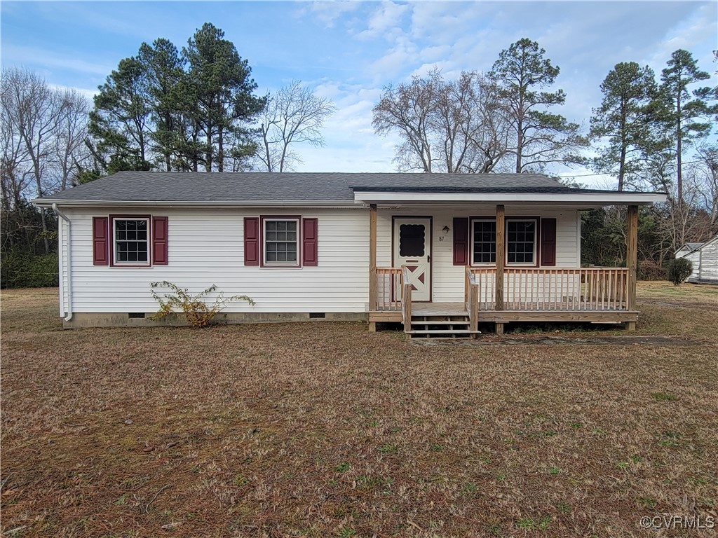 Ranch-style house featuring a porch