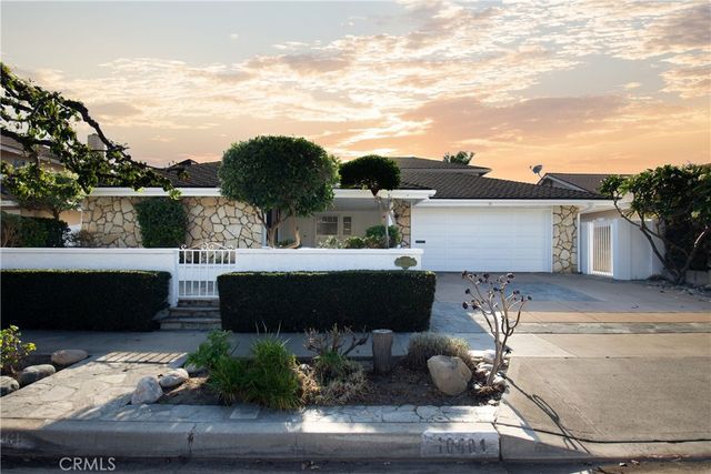 $1,689,000 | 16401 Serenade Lane | Northwest Huntington Beach