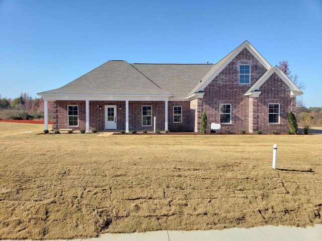 $319,900 | 192 Cadet Drive | Senatobia