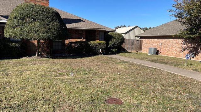 $1,750 | 119 Larchbrook Drive | DeSoto