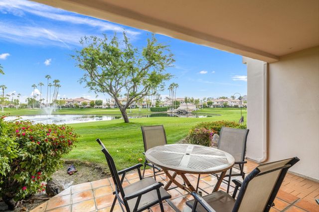 $325,000 | 78227 Indigo Drive | North La Quinta