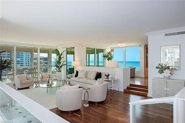 $3,595,000 | 4301 Gulf Shore Boulevard North, Unit 1204 | Park Shore