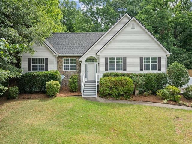 $429,900 | 7115 Shady Oak Lane