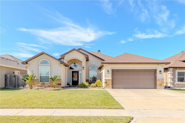 $484,900 | 2517 Mahbi Drive | Flour Bluff