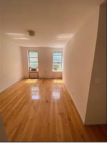 $2,595 | 791 Lexington Avenue, Unit 4R | Lenox Hill