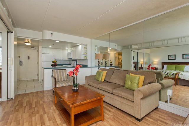 $560,000 | 1777 Ala Moana Boulevard, Unit 1123 | Waikiki