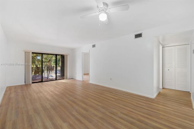 $2,000 | 210 West Park Drive, Unit 2012 | Fountainebleau