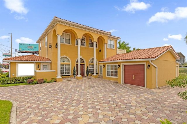 $1,299,000 | 7440 Aloma Avenue | Goldenrod