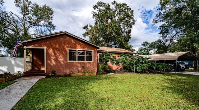 $550,000 | 4203 West Flora Street | Pinecrest West Park