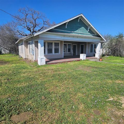 $275,000 | 432 South Main Street | Springtown