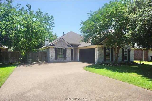 $339,000 | 8438 Lauren Drive | College Station