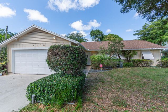 $439,000 | 4100 Shelley Road South | The Villages of Palm Beach Lakes