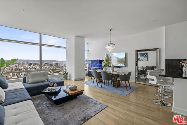 $1,650,000 | 900 West Olympic Boulevard, Unit 40H | Downtown Los Angeles