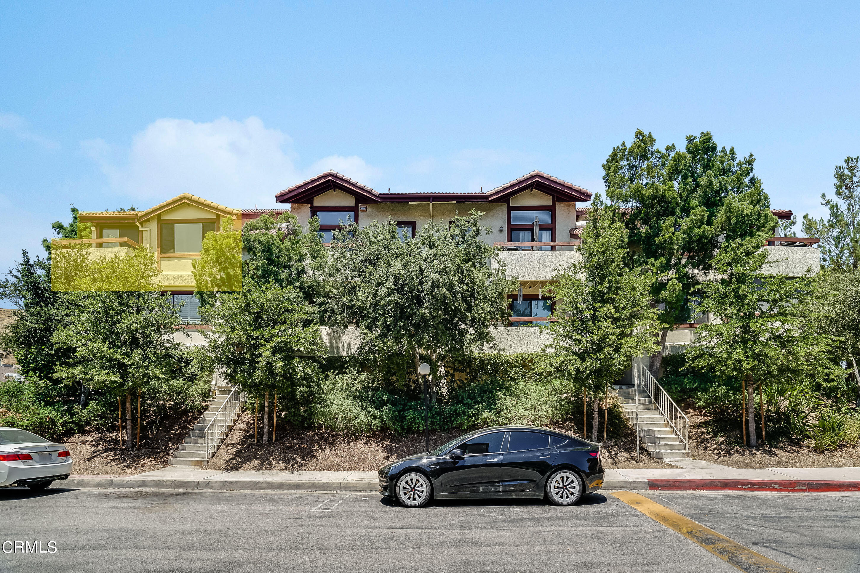 a car parked in front of a building